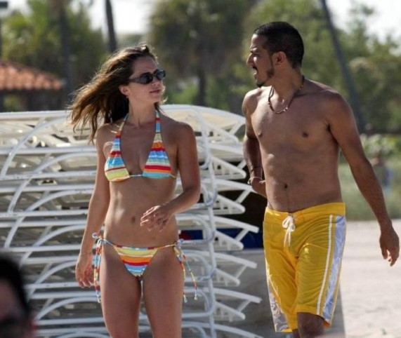 Eliza Dushku Bikini  nude photo