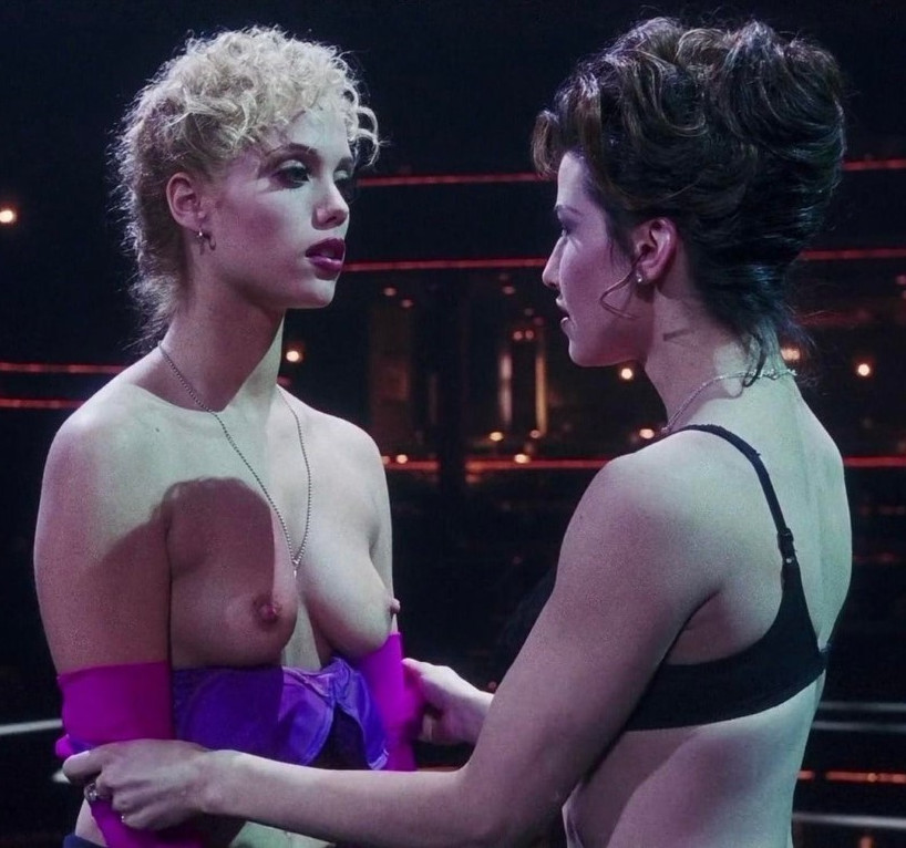 Elizabeth Berkley  nude photo