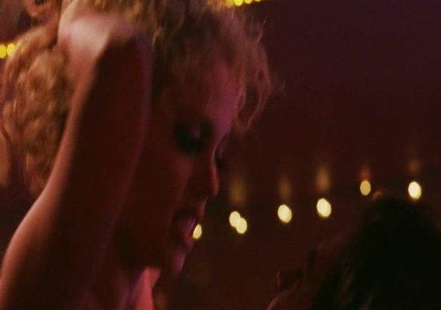 Elizabeth Berkley Showgirls Sex Scenes Nude  nude photo