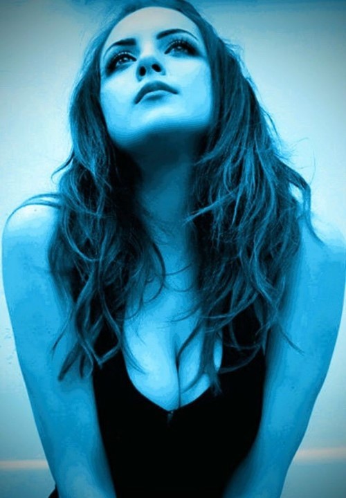 Elizabeth Gillies No Reason To Be Blue  nude photo