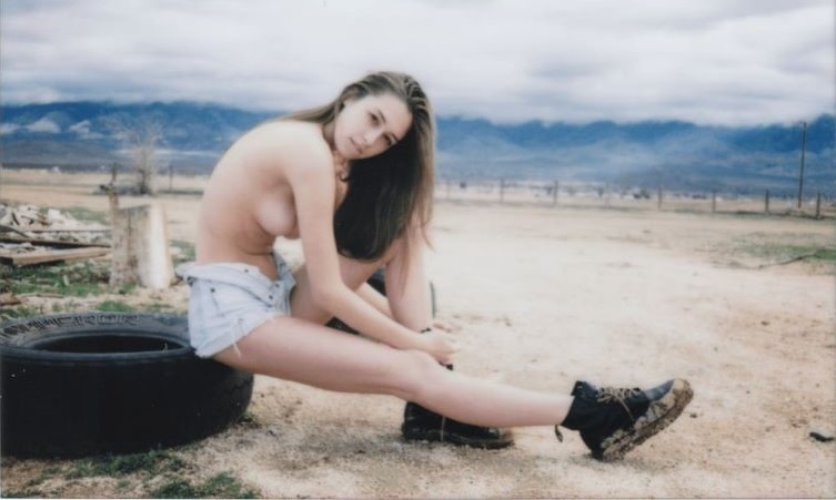 Elsie Hewitt  nude photo