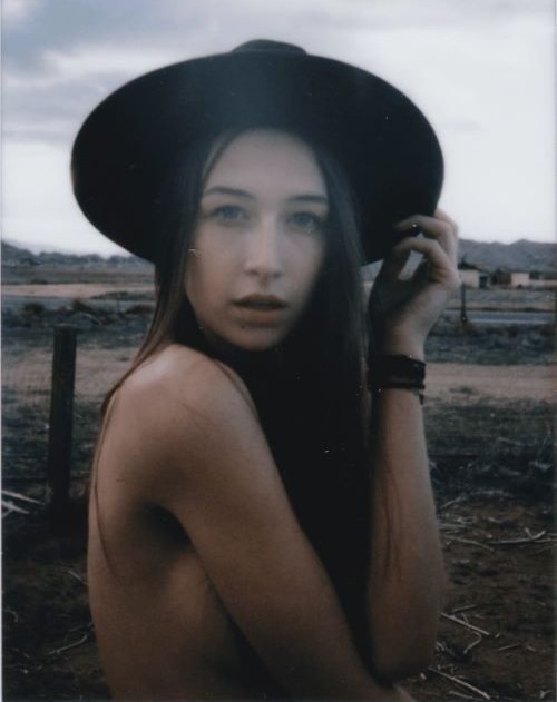 Elsie Hewitt  nude photo