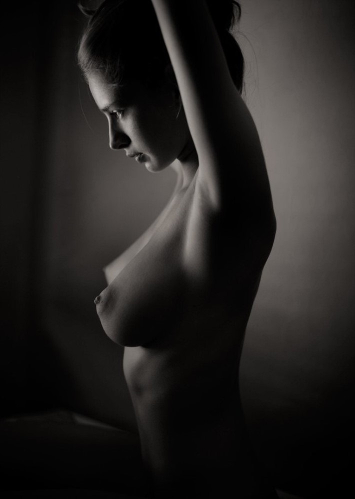 Emily Agnes  nude photo