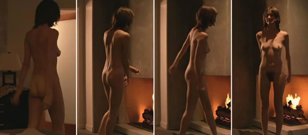 Emily Mortimer Nude Ass Sexy Actress  nude photo