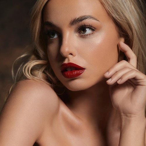 Emma Kotos  nude photo