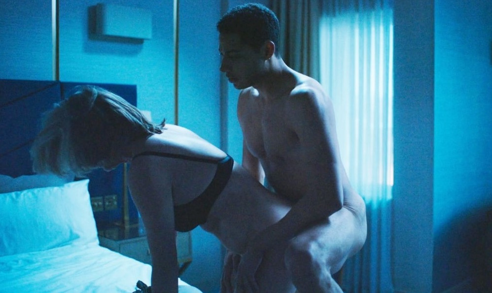 Emma Thompson Doggy Sex  nude photo