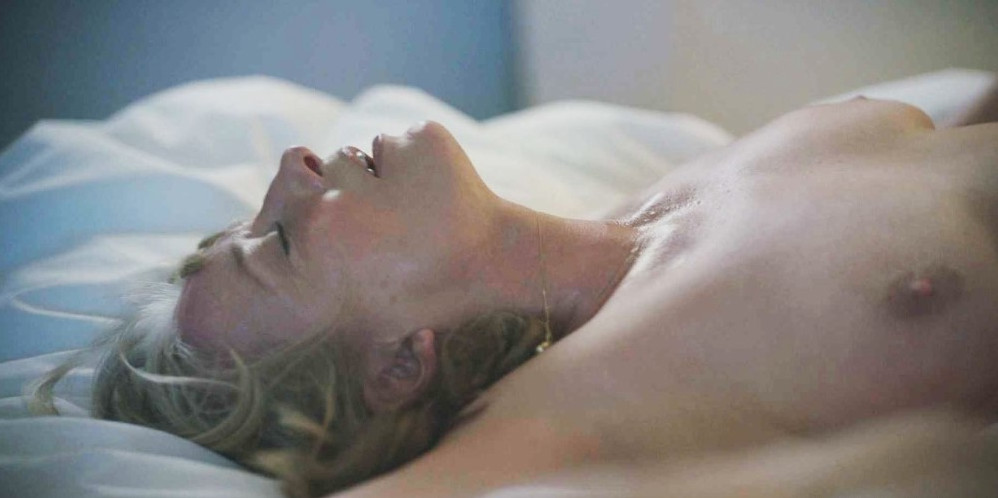 Emma Thompson Nudes Video  nude photo