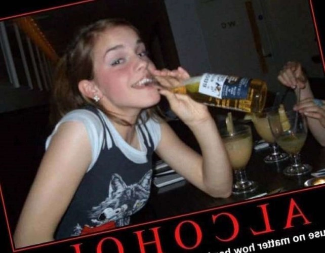 Emma Watson Drunk  nude photo