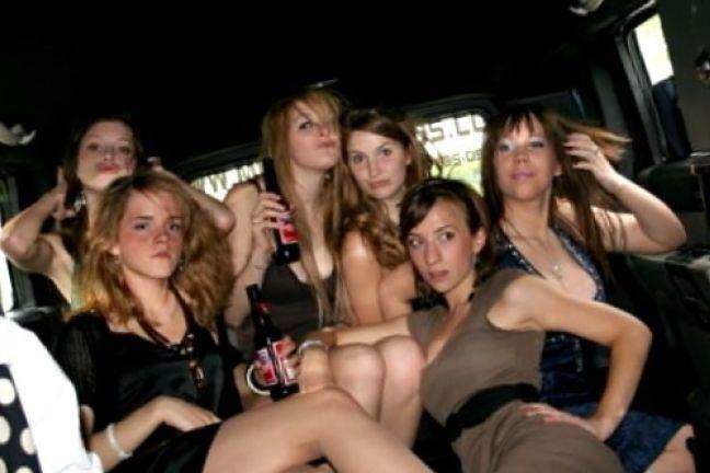 Emma Watson Parties  nude photo