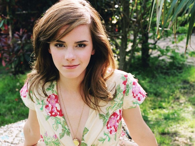 Emma Watson Stunning  nude photo