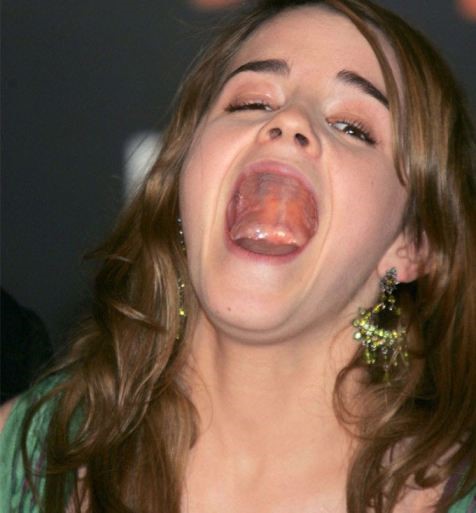 Emma Watson Without Teeth  nude photo