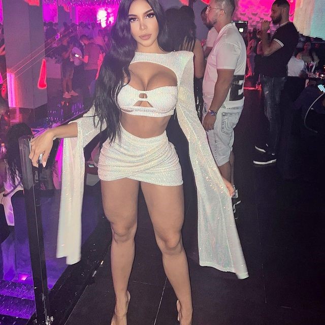 Ennid Wong  nude photo