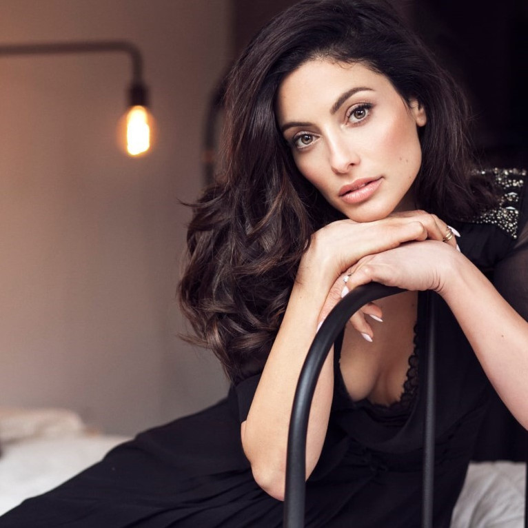 Erica Cerra  nude photo