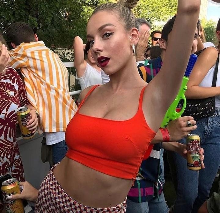 Ester Exposito  nude photo