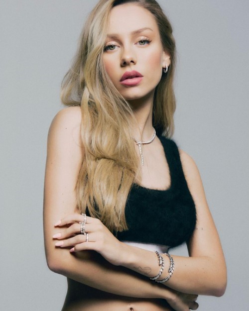 Ester Exposito  nude photo