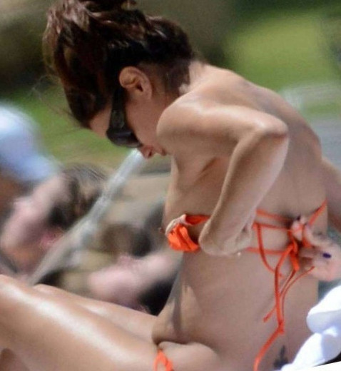 Eva Longoria Upskirt  nude photo