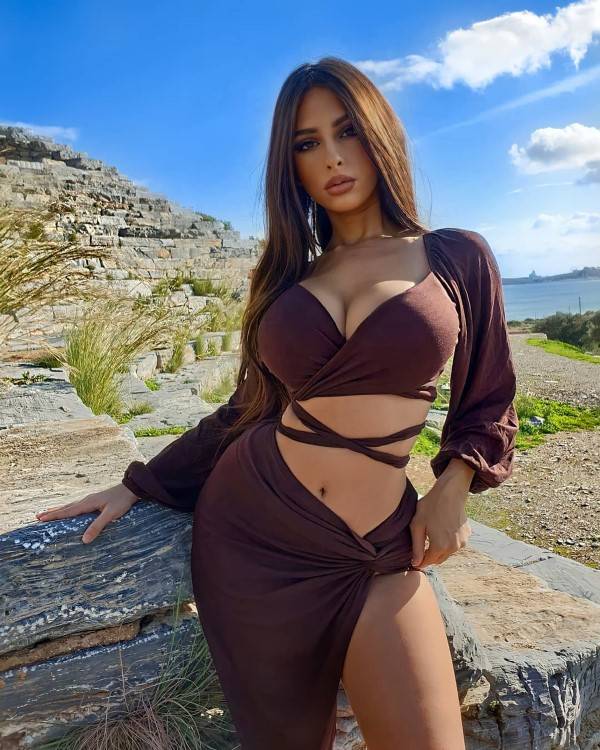 Eva Savagiou  nude photo