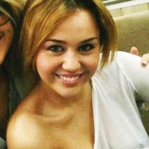 Famous Nude Pictures Miley Cyrus  nude photo