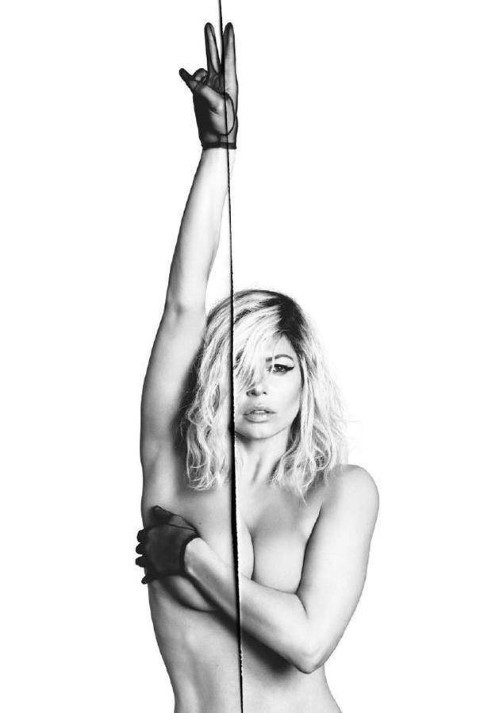 Fergie Nude Big Tits Topless  nude photo