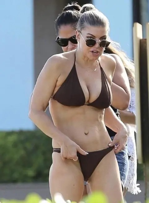Fergie Big Tits Bikini  nude photo