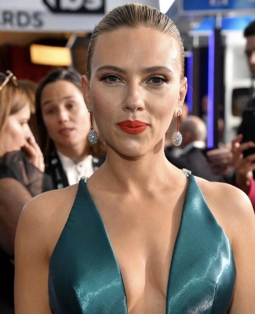 Flawless face 2  nude photo