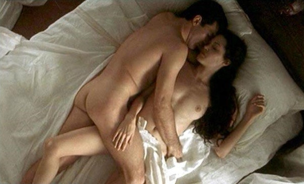 Free Porn Angelina Jolie  nude photo