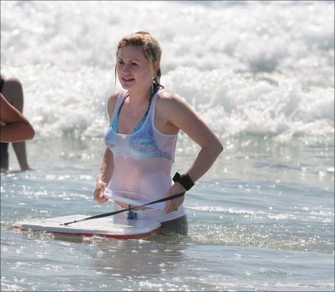 Free Ride Anna Paquin  nude photo