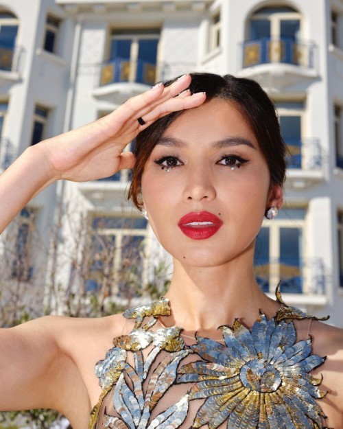 Gemma Chan  nude photo