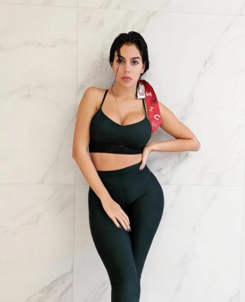 Georgina Rodríguez Hot Tits  nude photo