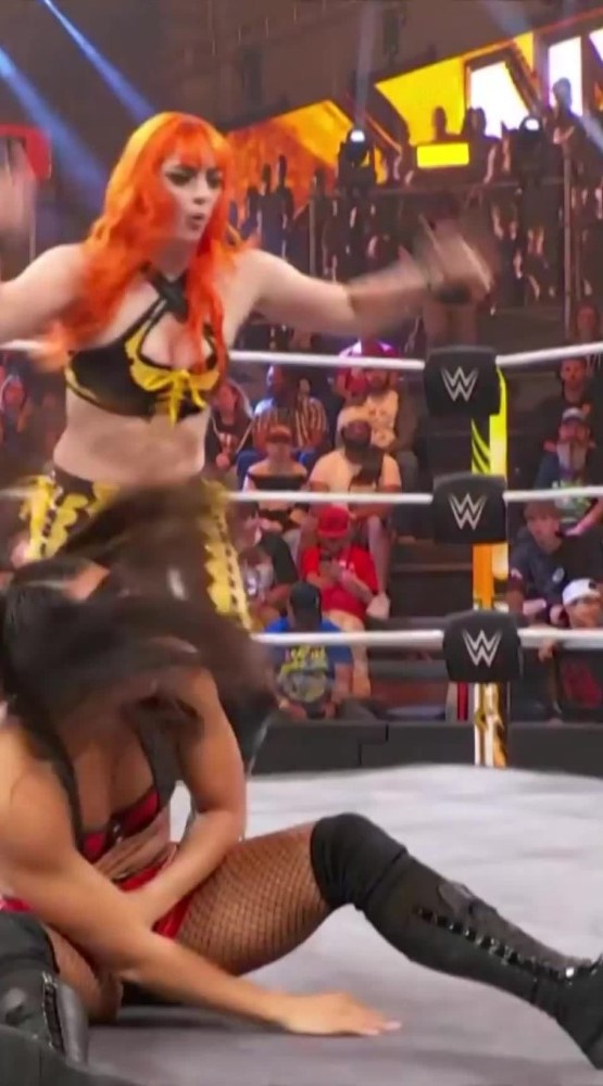 Gigi Dolin  nude photo