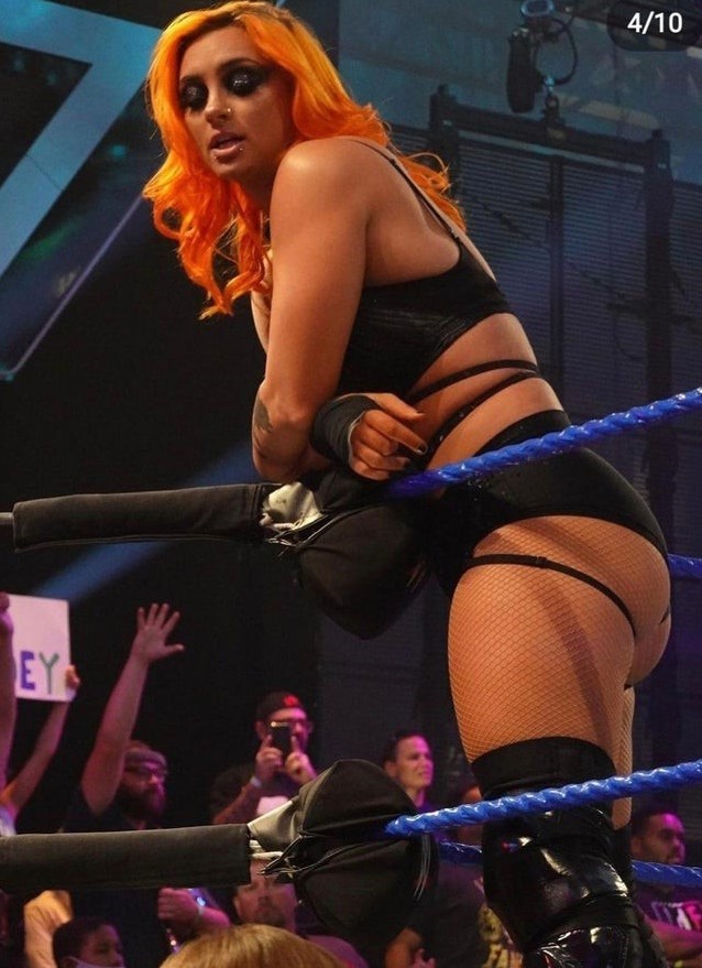 Gigi Dolin  nude photo