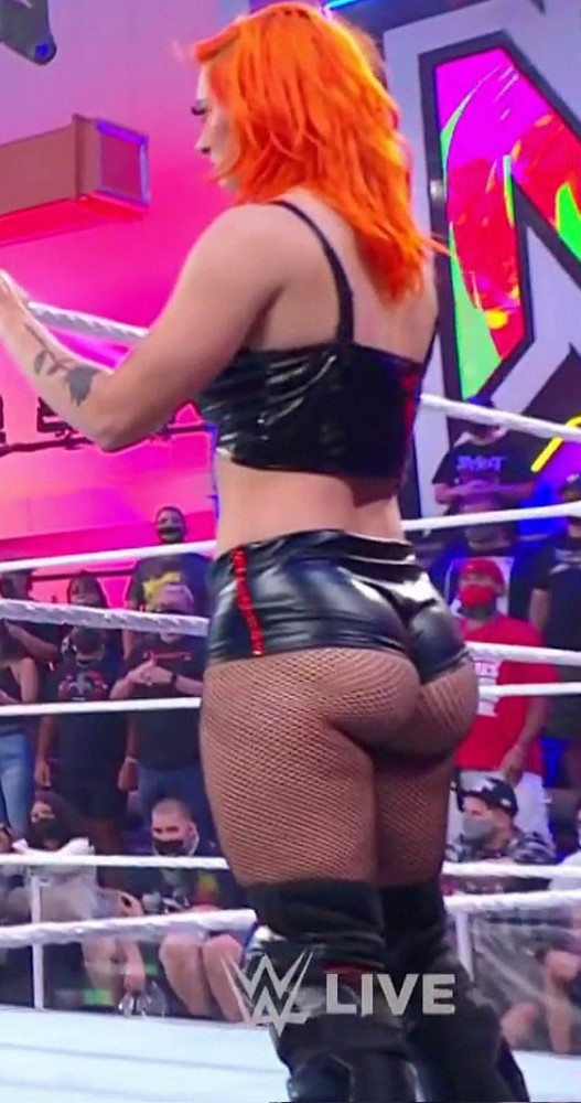 Gigi Dolin  nude photo