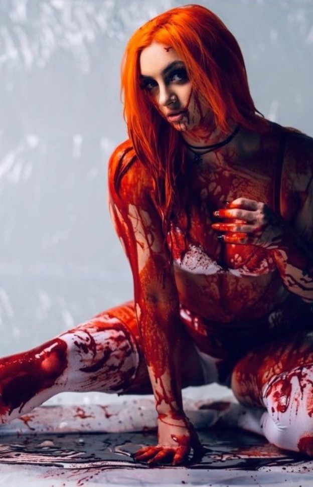 Gigi Dolin  nude photo