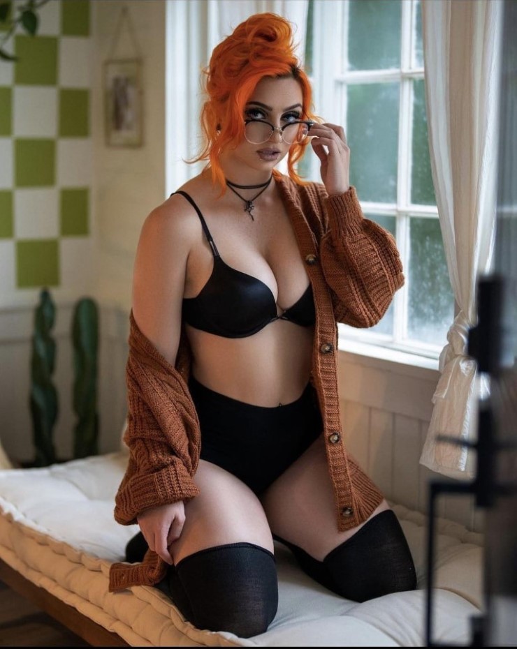 Gigi Dolin Bikini Big Tits  nude photo