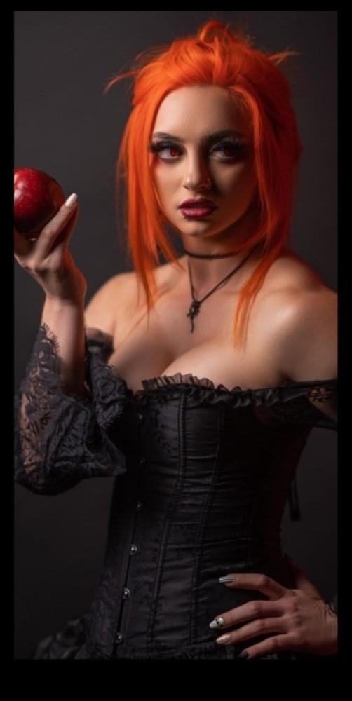 Gigi Dolin Sexy Cleavage Hot Boobs  nude photo