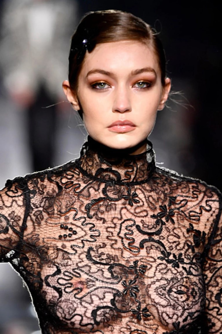 Gigi Hadid Nipples See Through Sexy Model  nude photo