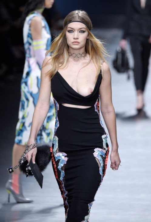 Gigi Hadid Nipslip Oops  nude photo