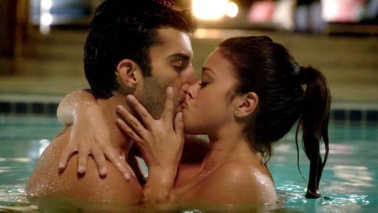 Gina Rodriguez Sexy Actress Nude Sex Scene  nude photo