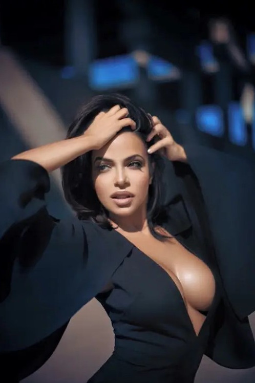 Hot Cuban Celebrity Large Breasts  nude photo