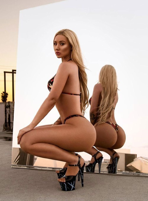 Iggy Azalea Bikini Hot Ass  nude photo