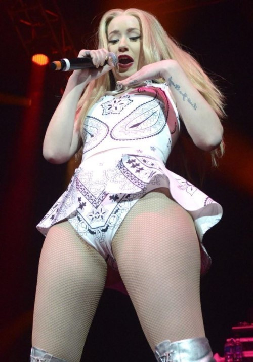 Iggy Azalea Hot  nude photo