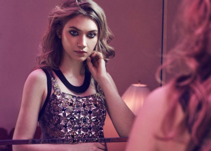 Imogen Poots Another Mirror Shot  nude photo