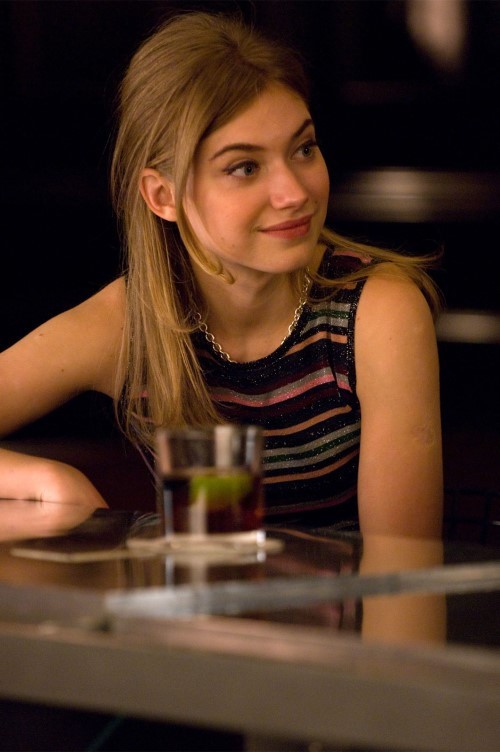 Imogen Poots At A Bar  nude photo