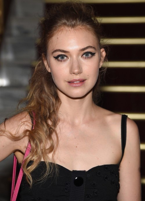 Imogen Poots Black Top  nude photo