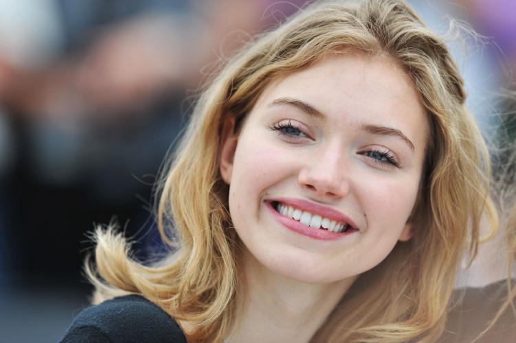 Imogen Poots Gorgeous Smiling  nude photo