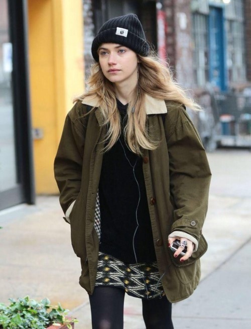 Imogen Poots Hat + Coat  nude photo
