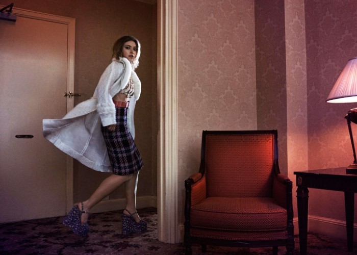 Imogen Poots Rushing Out  nude photo