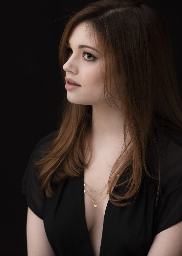 India Eisley  nude photo