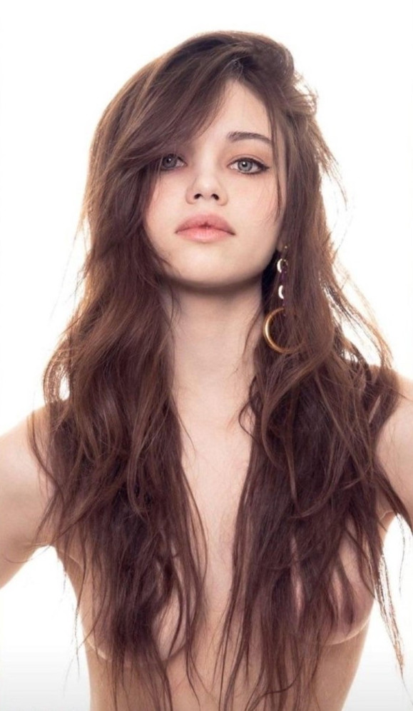 India Eisley Gorgeous Actress Posing Topless  nude photo