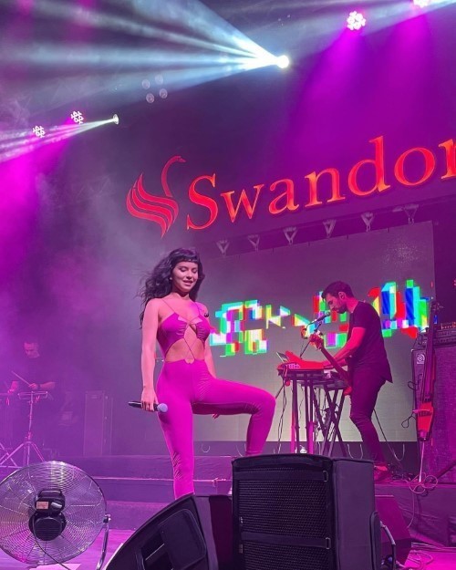 Inna Sexy Singer  nude photo